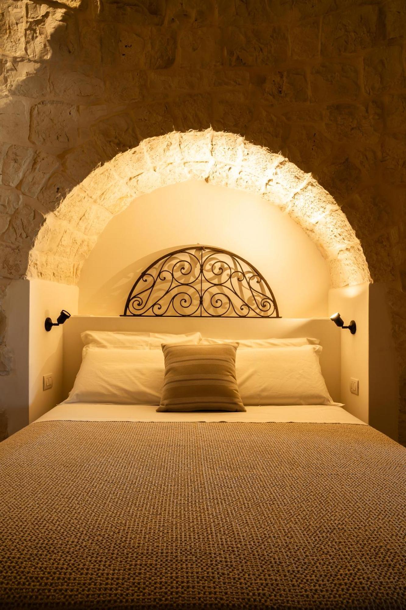 Trullo Jale - Boutique Apartments 奥斯图尼 外观 照片